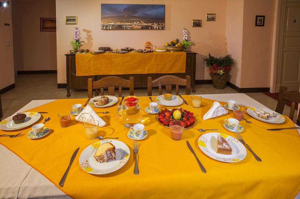 Bed and Breakfast Siciliaetnamare Riposto Exterior foto